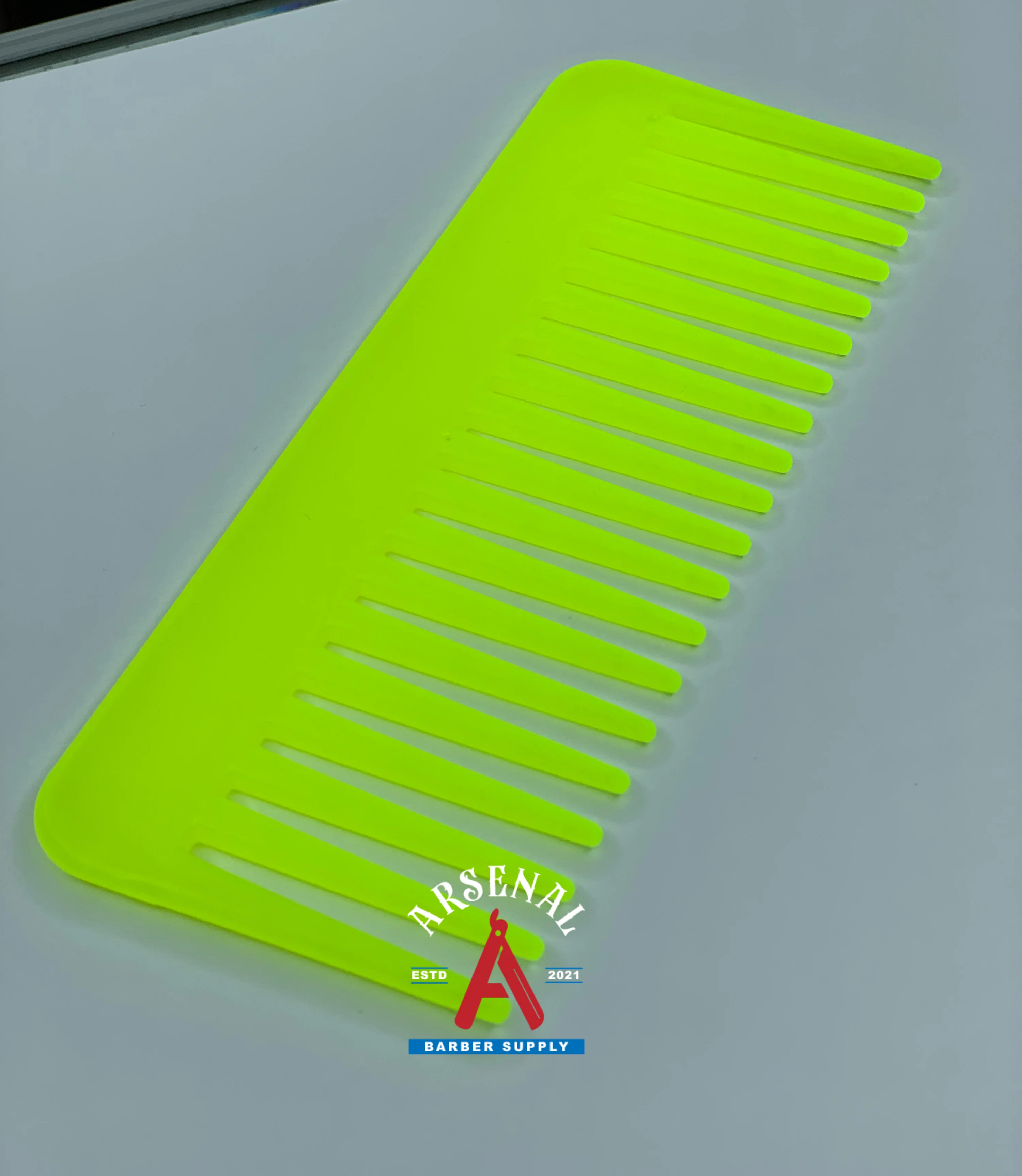 Neon Fluff Comb - Image 6